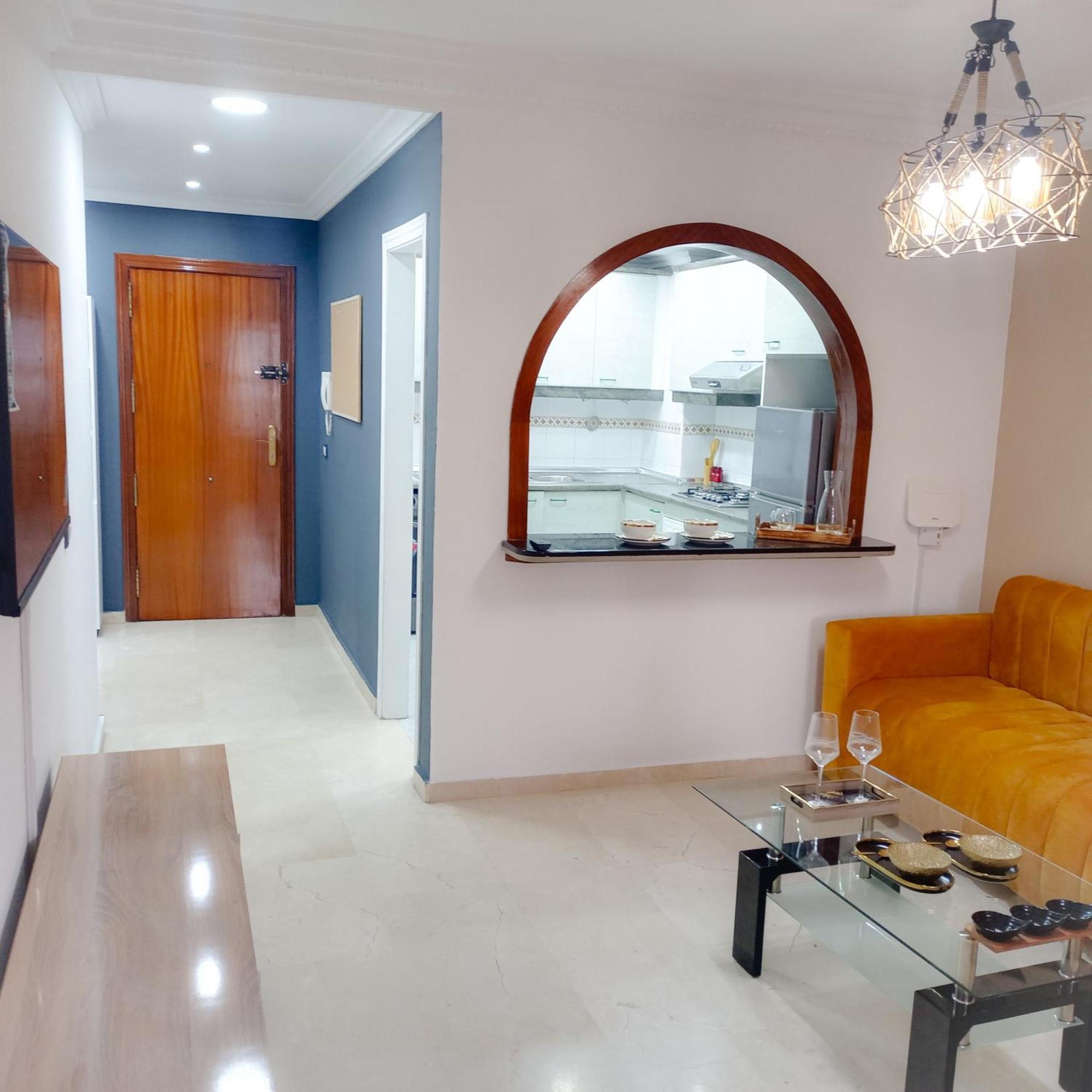 Moderne Appartement Au Plein Centre-Ville En Face Hilton & La Gare De Train Tgv Avec Climatisation Tanger Eksteriør bilde